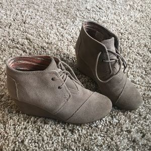 Toms booties